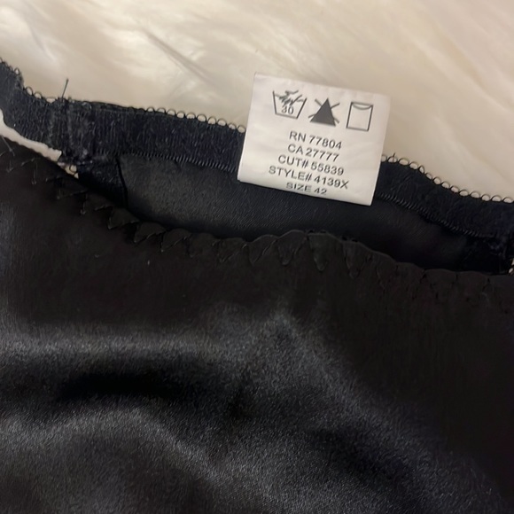 Satin Thong - Picture 3 of 4